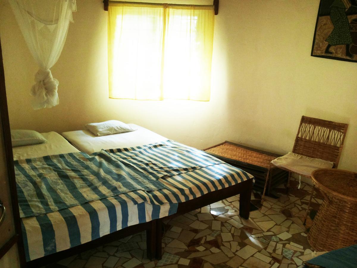 Bendula Bed & Breakfast Tujereng Ngoại thất bức ảnh